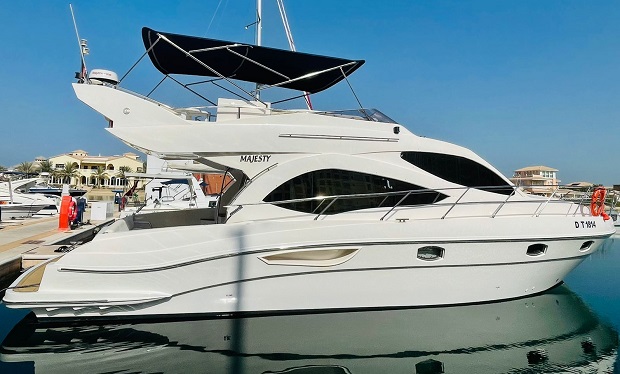 Yacht Charter: Majesty 48 foot for up to 13 people from only AED 499 per hour.